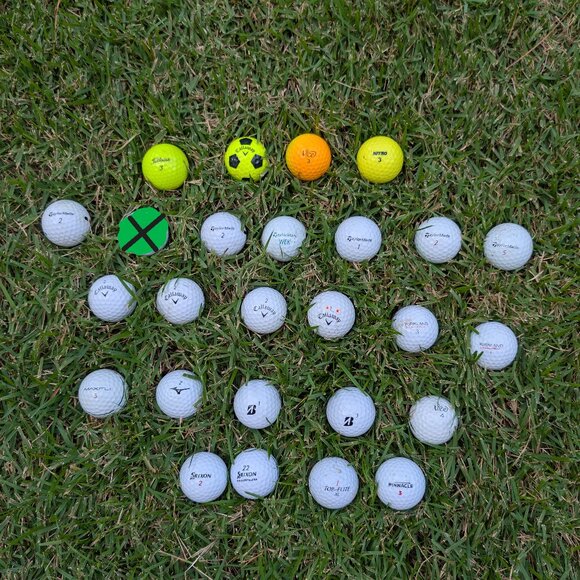 25 Used Golf Balls - Picture 1 of 6